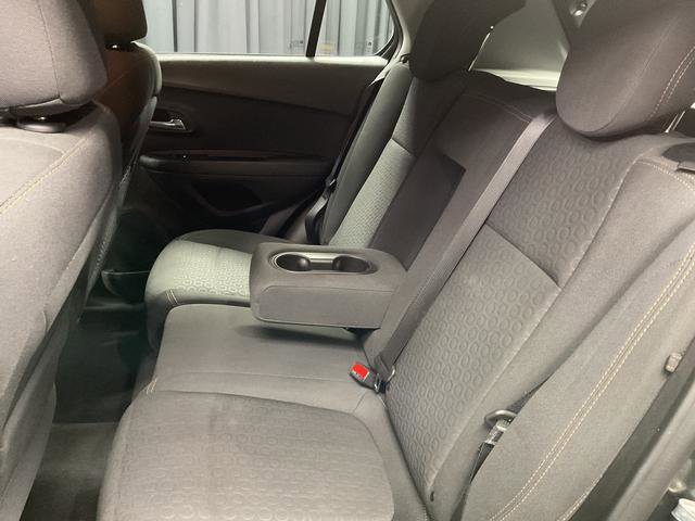 Used 2020 Chevrolet Trax LS AWD/4WD image 9