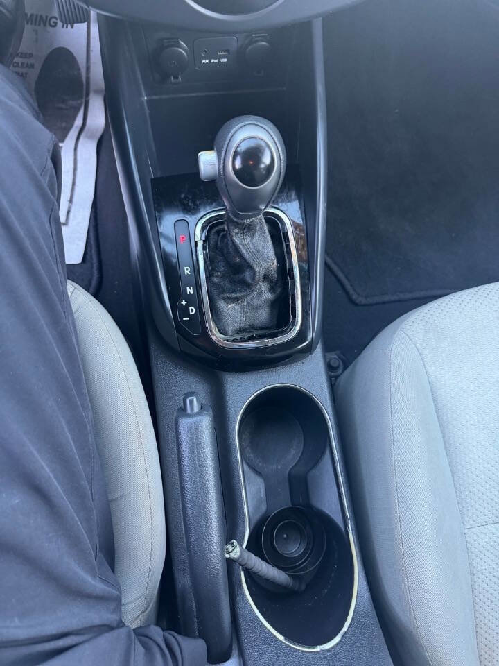 Used 2011 Kia Forte EX image 13