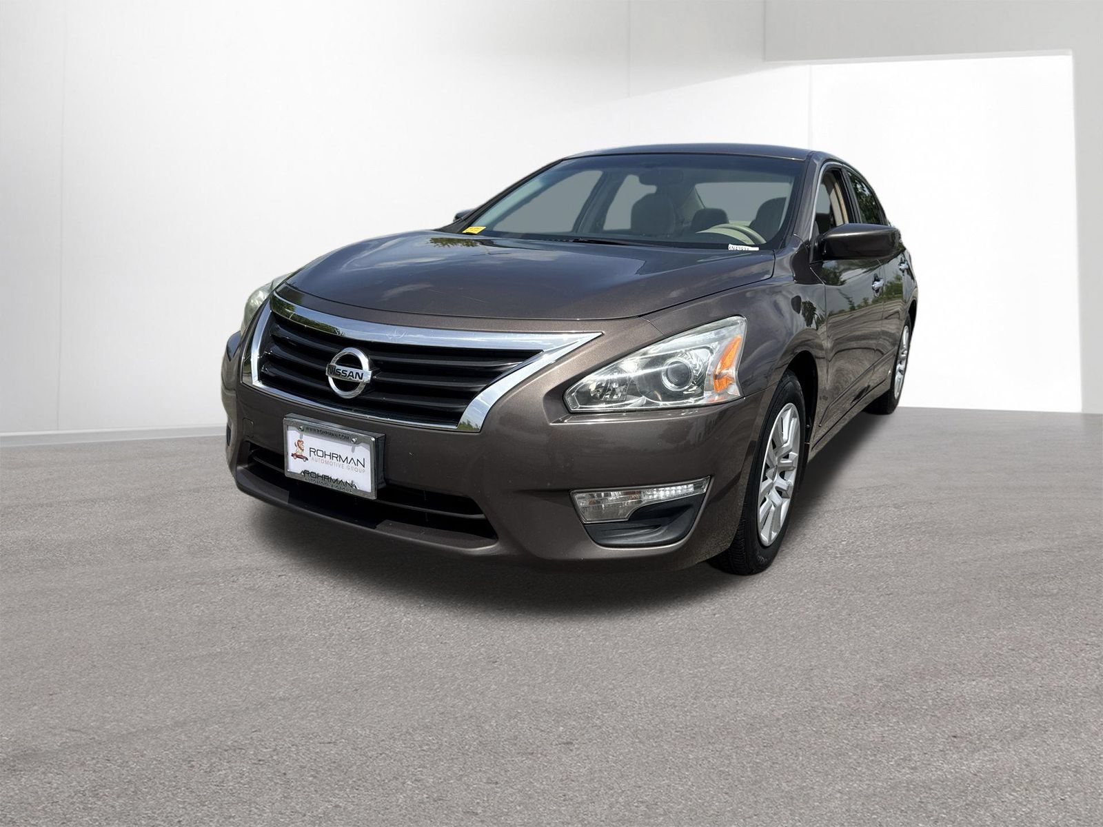 Used 2013 Nissan Altima 2.5 S FWD image 10