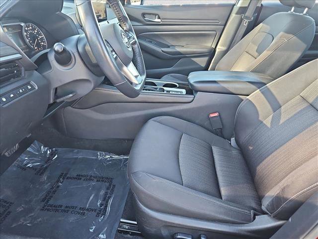 Used 2024 Nissan Altima 2.5 SV w/ SV Premium Package image 17