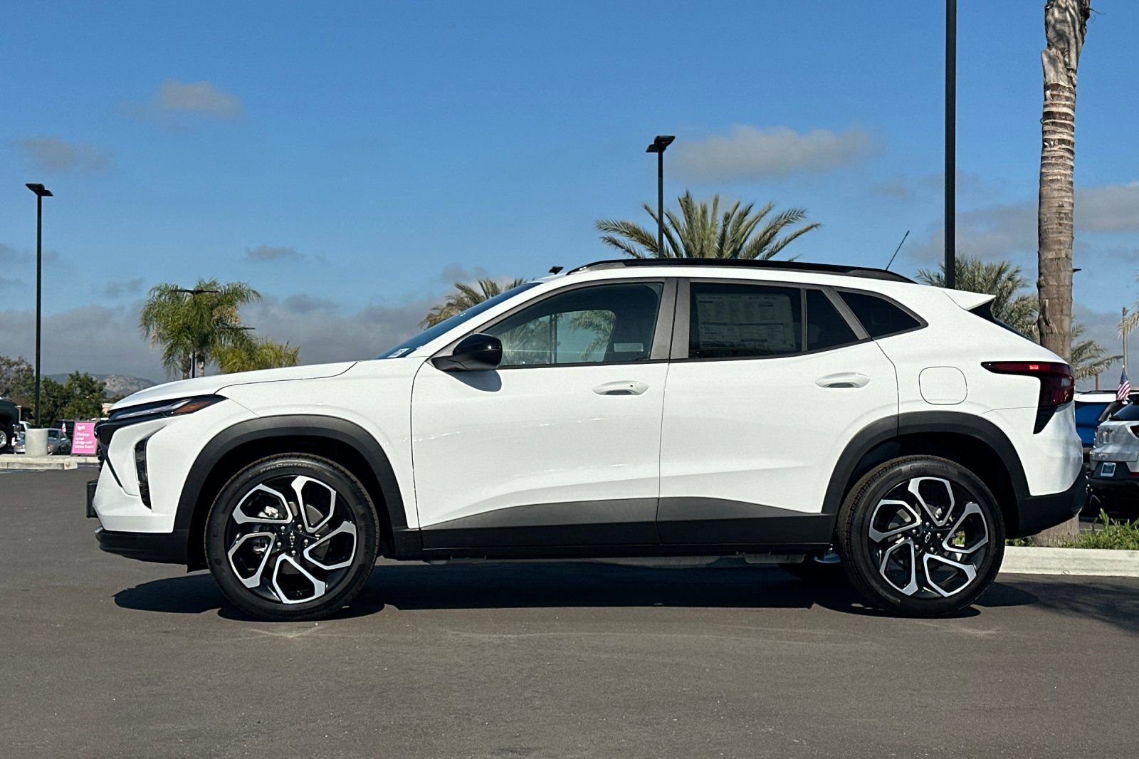 New 2026 Chevrolet Trax RS FWD image 7