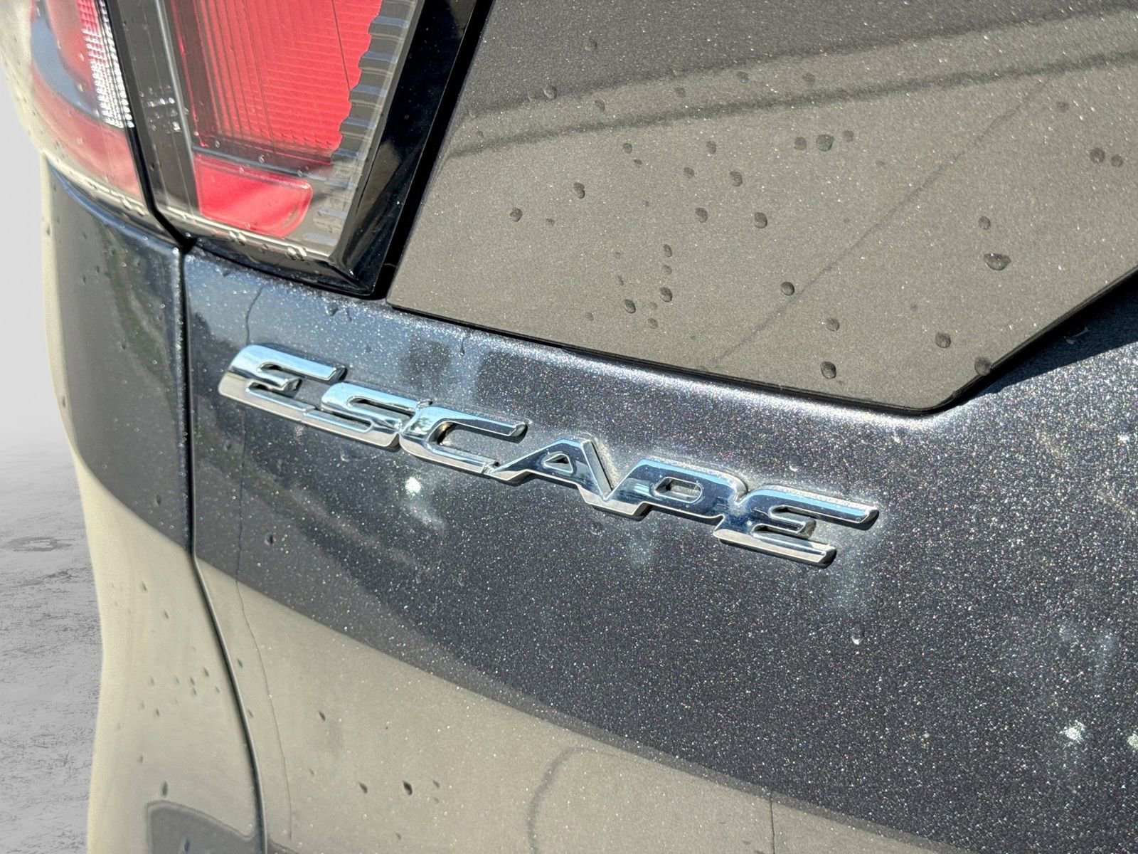Used 2017 Ford Escape Titanium AWD/4WD image 15