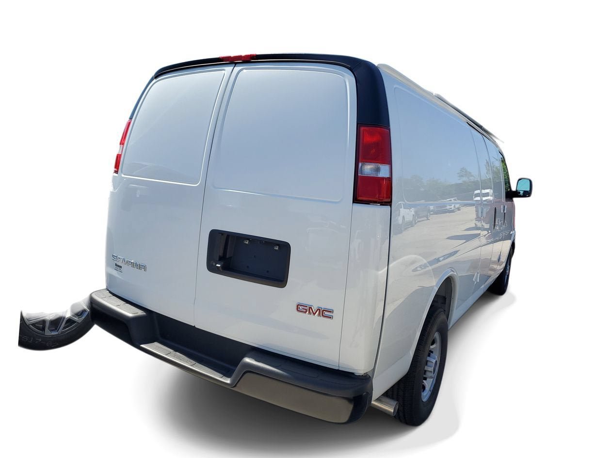 New 2026 GMC Savana 2500 Extended RWD image 5