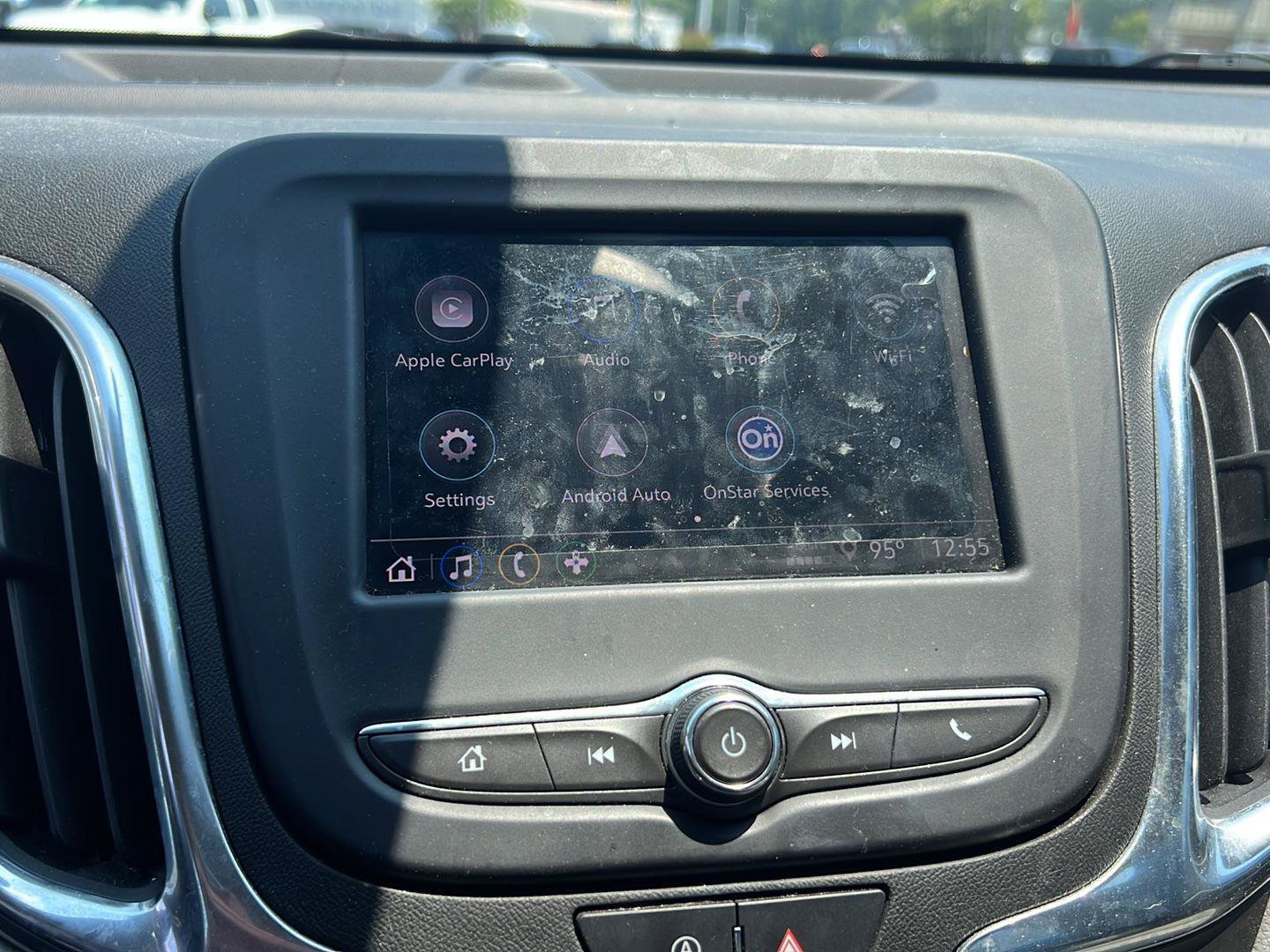 Used 2022 Chevrolet Equinox LS FWD image 24