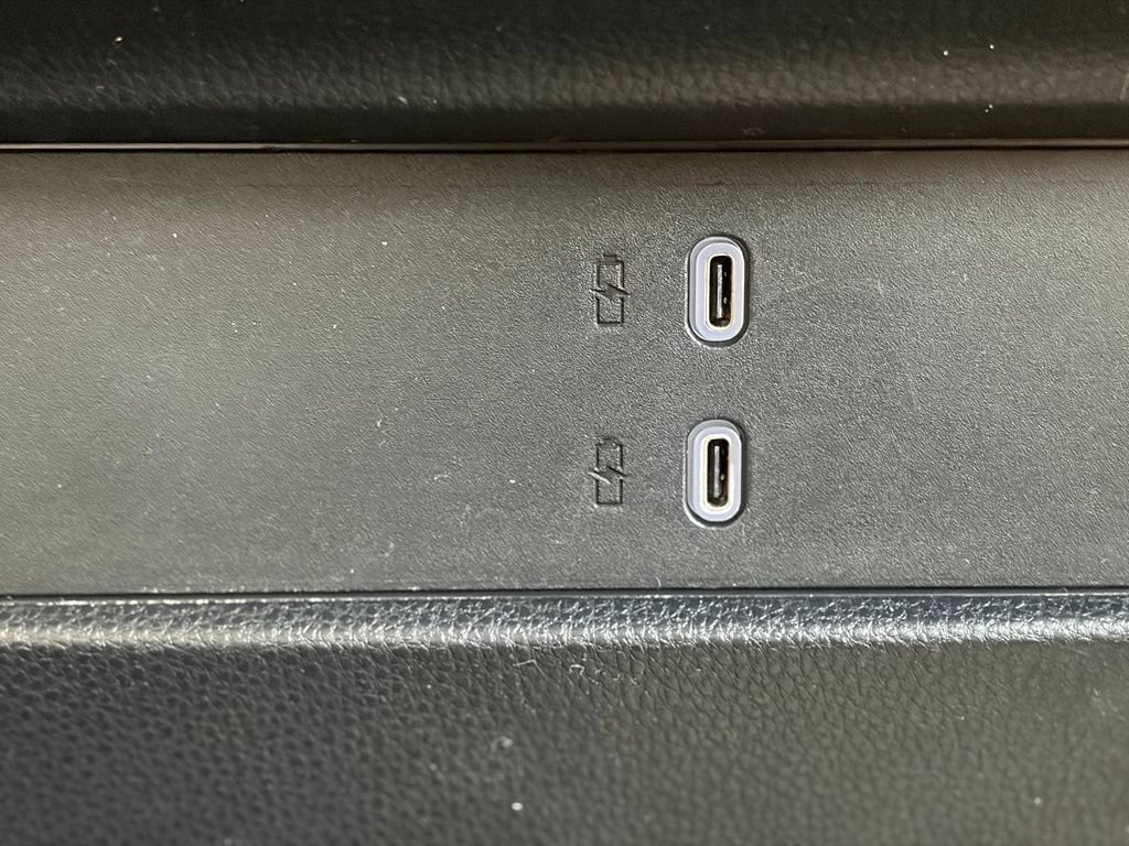 Used 2025 Toyota 4Runner SR5 AWD/4WD image 13