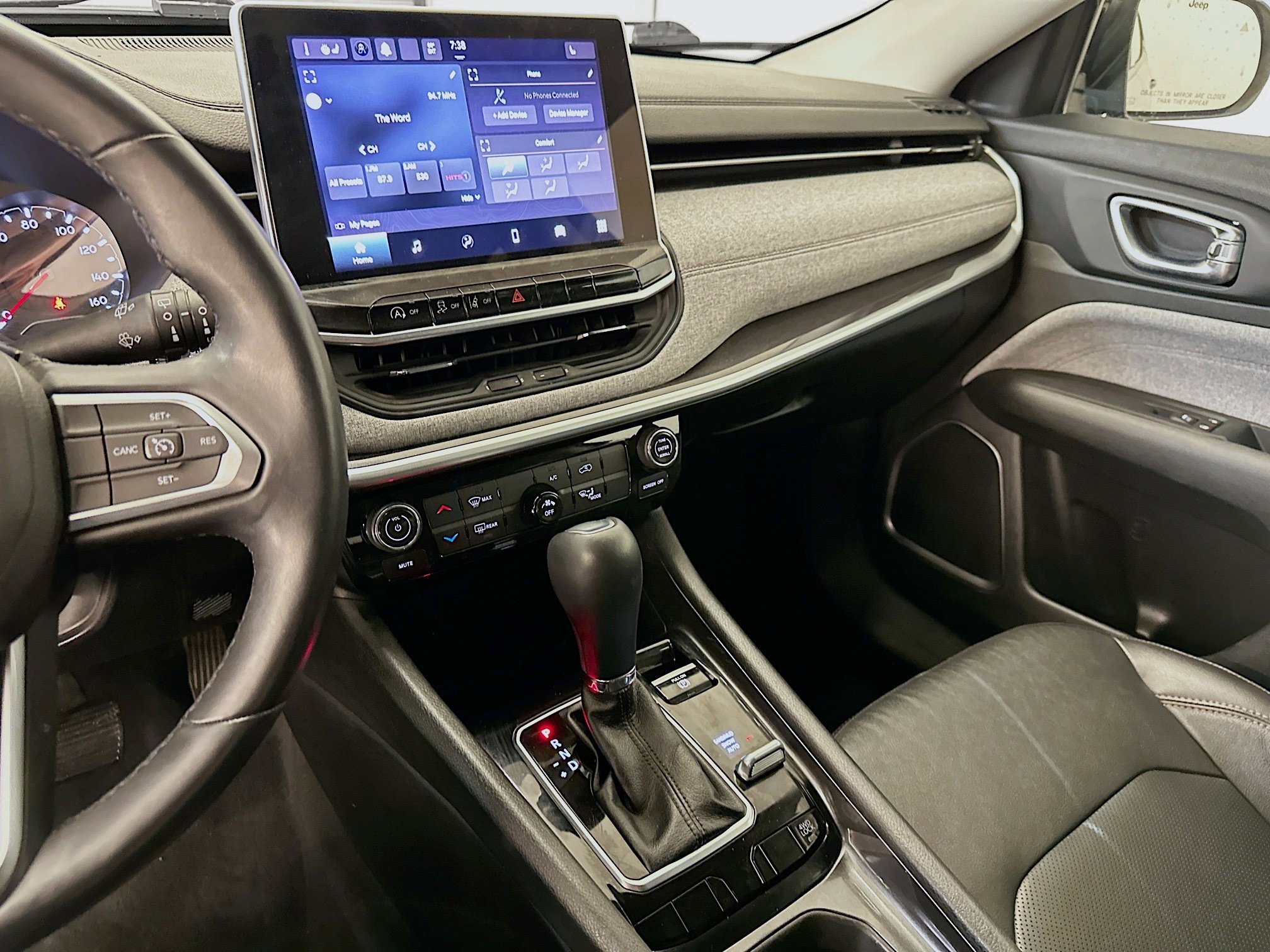 Used 2022 Jeep Compass Latitude image 25