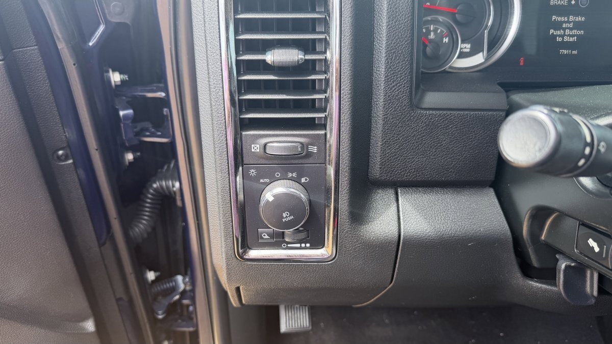 Used 2018 RAM 1500 Sport w/ Convenience Group image 22