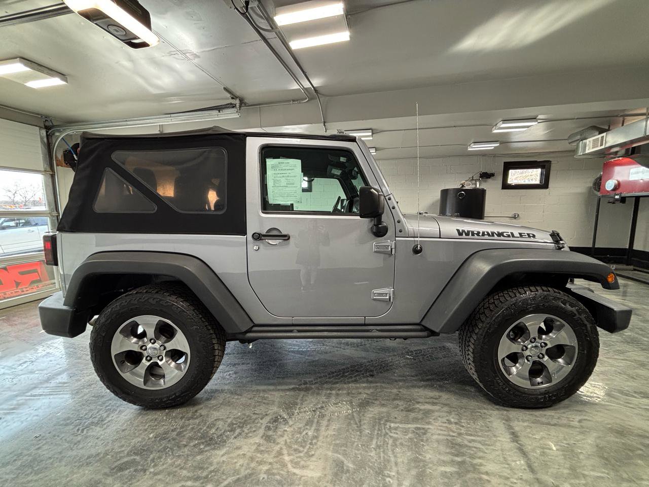 Used 2016 Jeep Wrangler Sport image 9