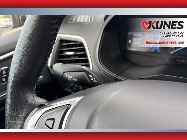 Used 2024 Ford Edge SEL image 47