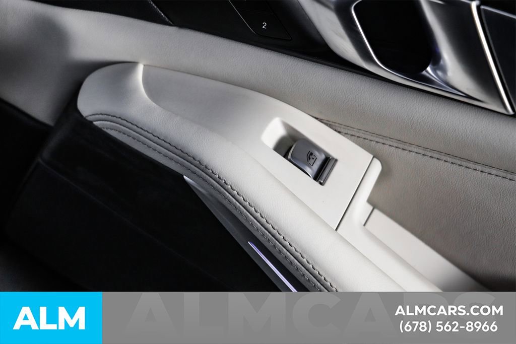 Used 2022 BMW X7 xDrive40i w/ M Sport Package image 47