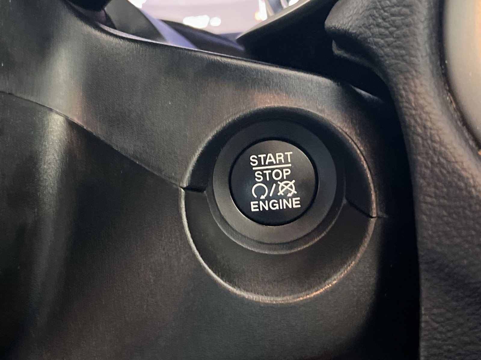 Used 2021 Jeep Compass 80th Special Edition image 34