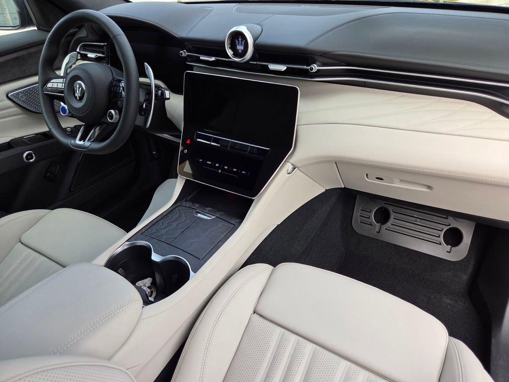 New 2026 Maserati Grecale Modena image 12