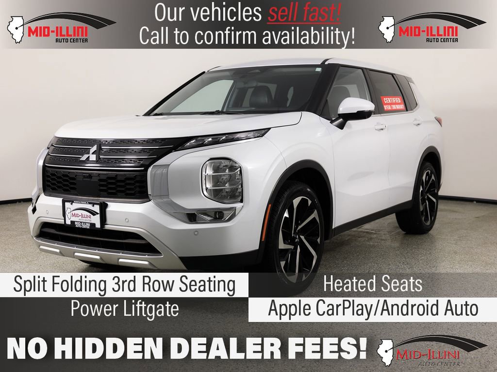 Used 2024 Mitsubishi Outlander SE image 1