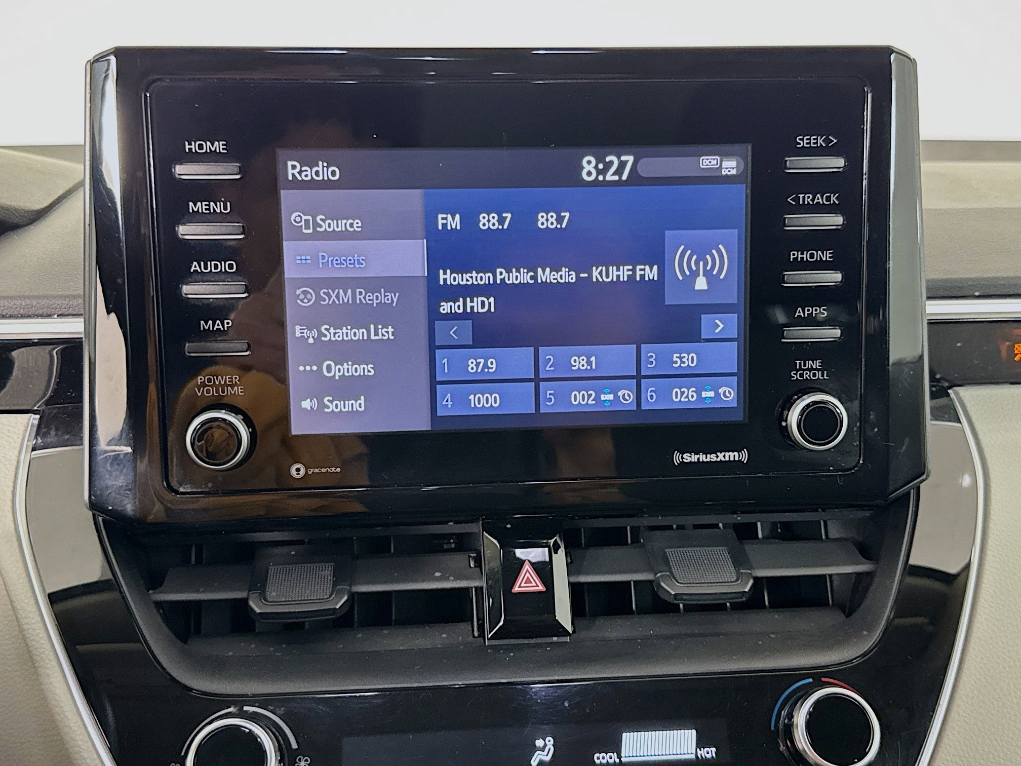 Used 2022 Toyota Corolla L FWD image 17