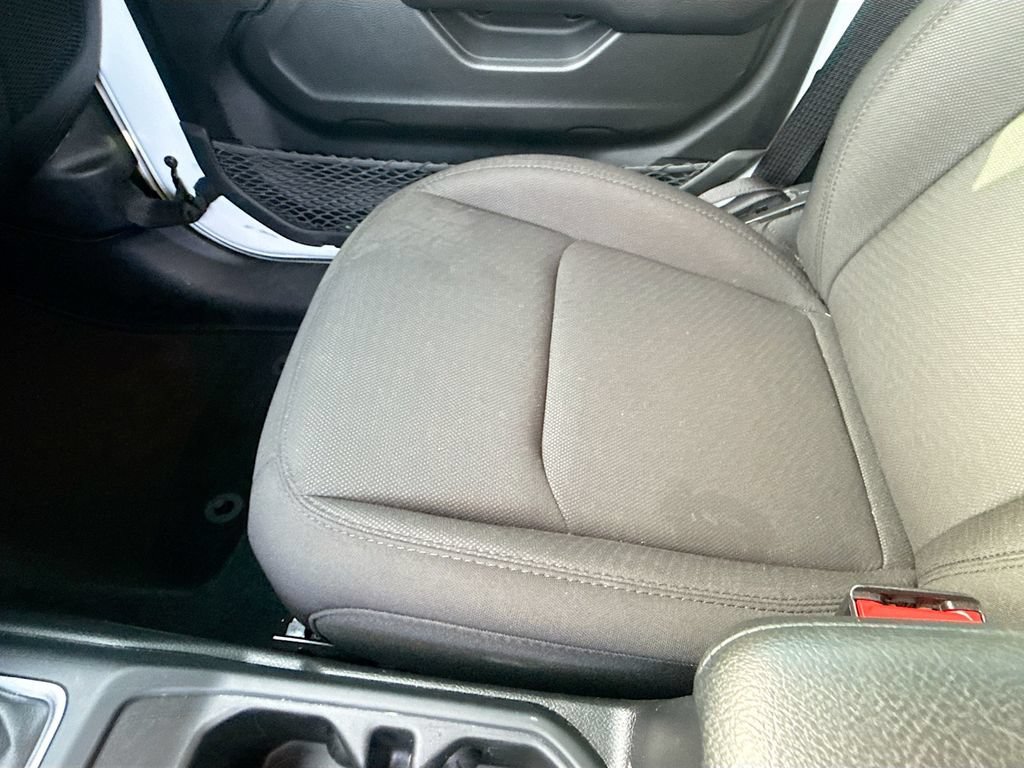 Used 2023 Jeep Wrangler Unlimited AWD/4WD image 18