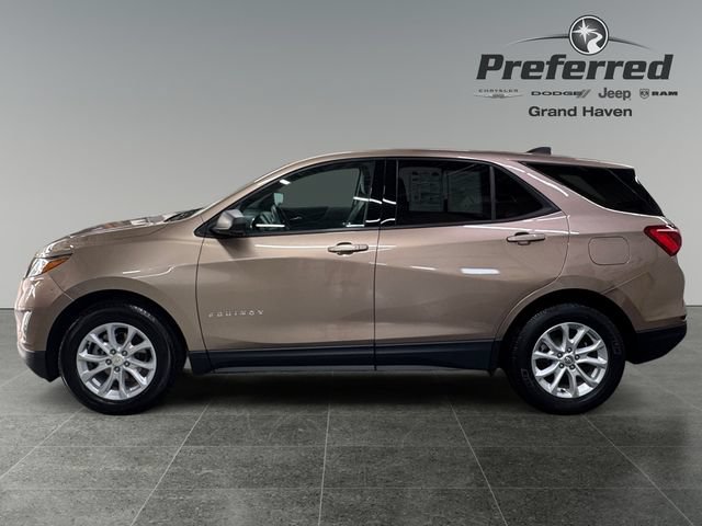Used 2019 Chevrolet Equinox LS w/ LS Convenience Package FWD image 10