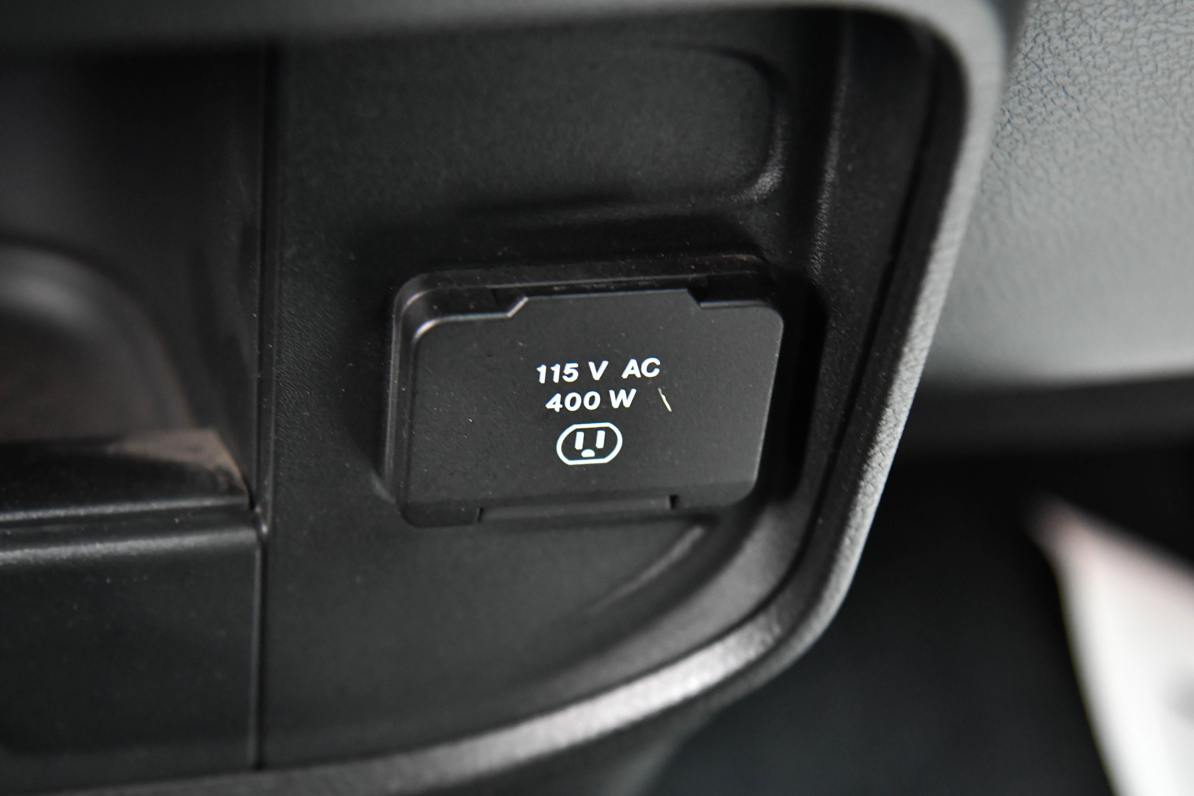 Used 2024 RAM 2500 Laramie image 33