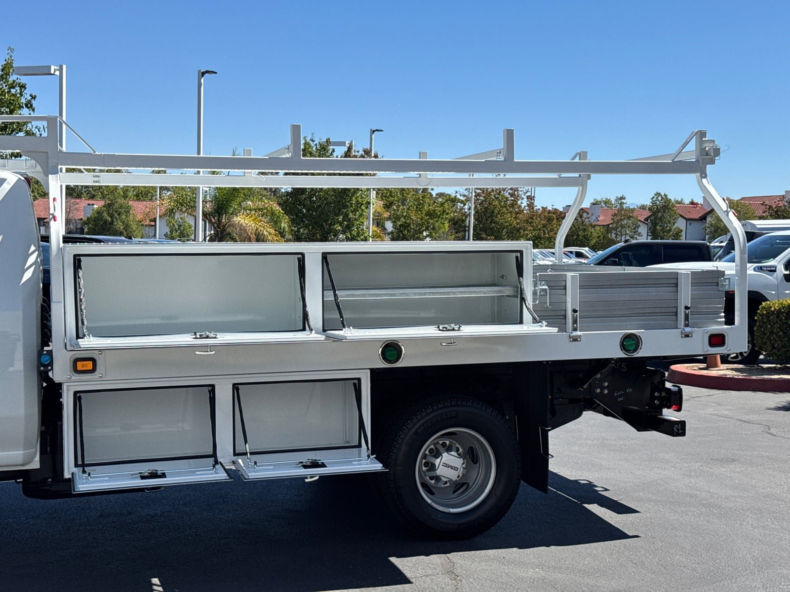 New 2025 GMC Sierra 3500 Pro w/ Fleet Convenience Package AWD/4WD image 14