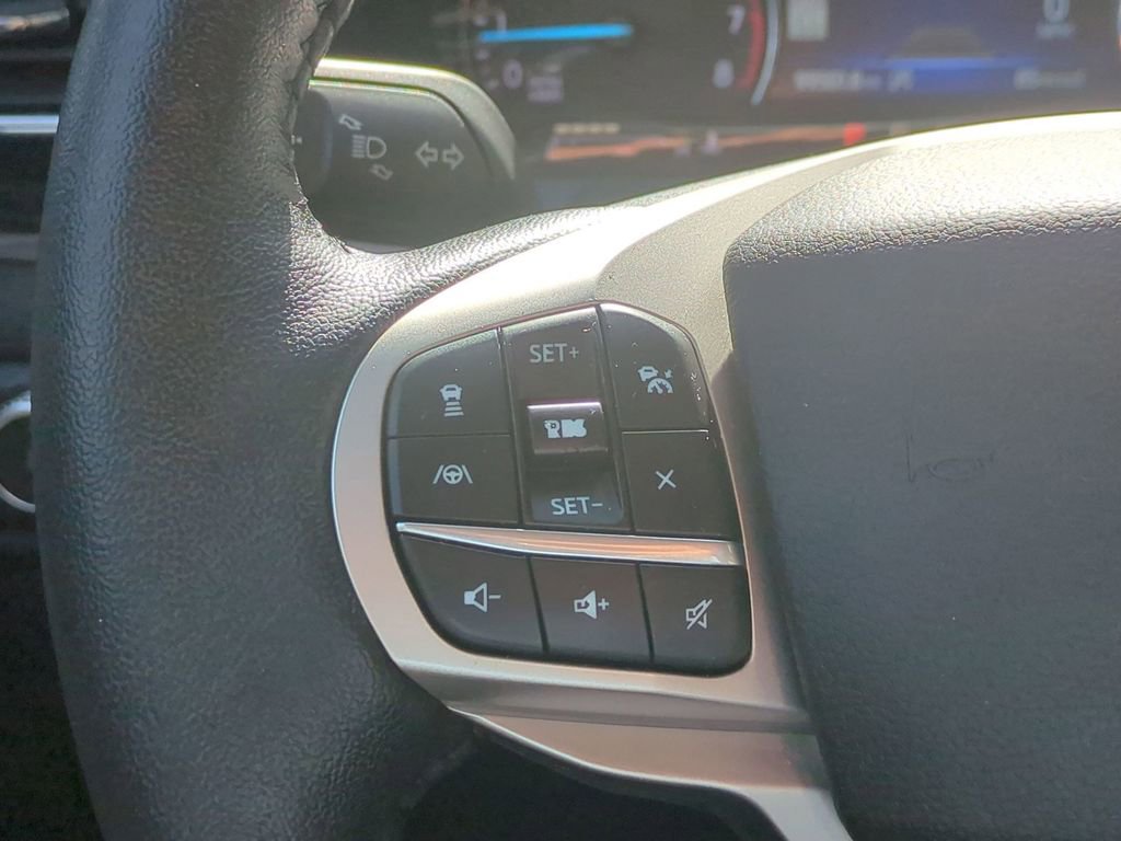 Used 2021 Ford Explorer Limited w/ Equipment Group 301A RWD image 23