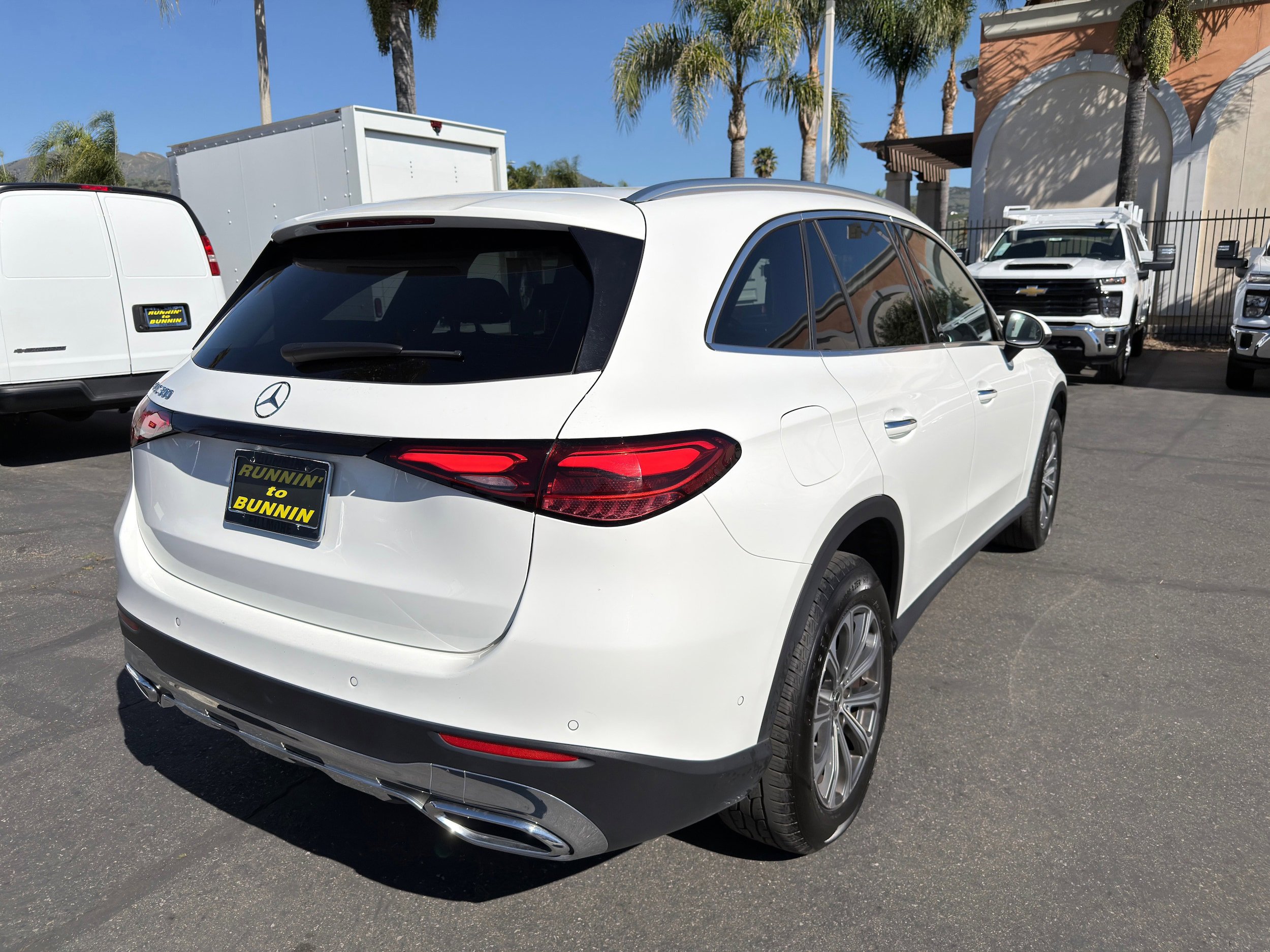 Used 2024 Mercedes-Benz GLC 300 w/ Winter Package image 8