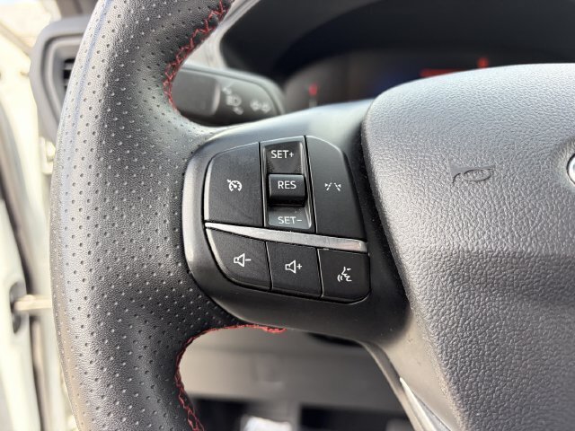 Used 2025 Ford Escape ST-Line Select AWD/4WD image 22