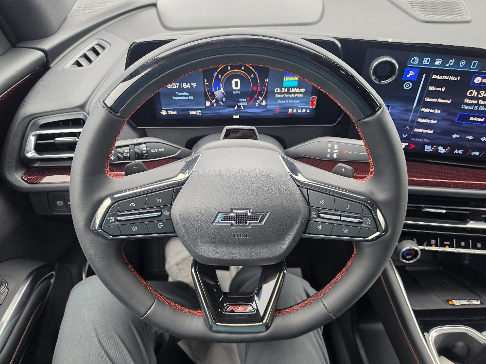 New 2027 Chevrolet Traverse RS AWD/4WD image 7