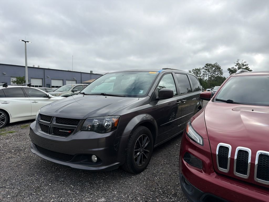 Used 2017 Dodge Grand Caravan GT FWD image 1