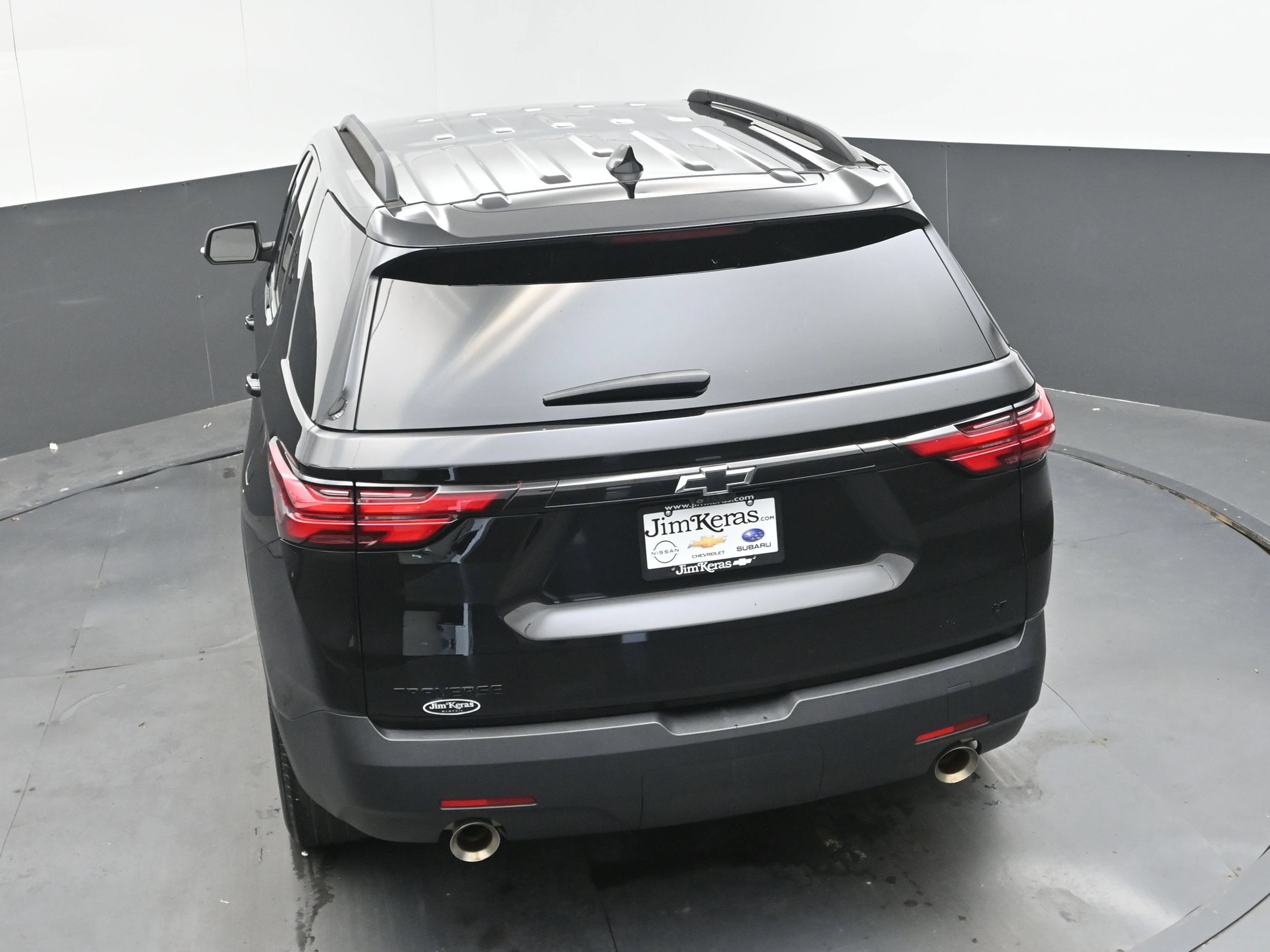 Used 2023 Chevrolet Traverse LT FWD image 42