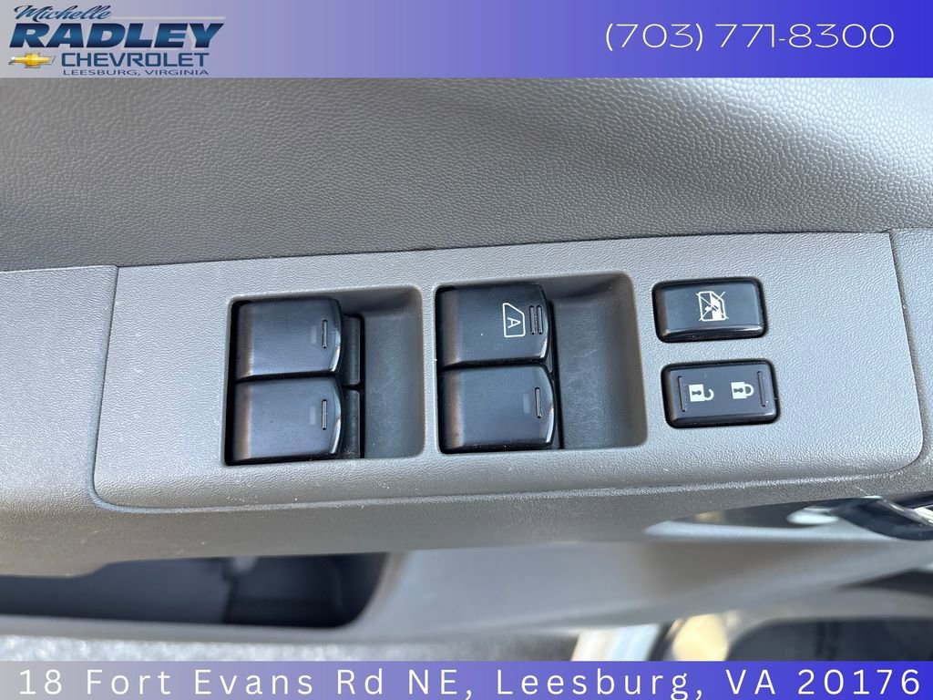 Used 2020 Nissan Frontier SV AWD/4WD image 14