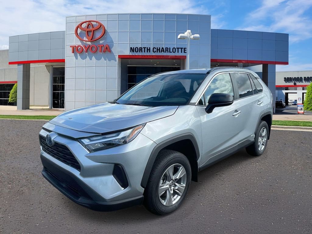 Used 2024 Toyota RAV4 LE image 5