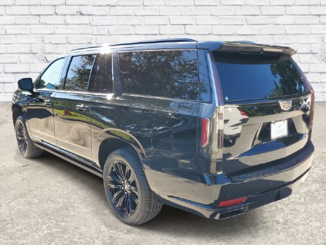 Certified 2023 Cadillac Escalade ESV Sport Platinum AWD/4WD image 2