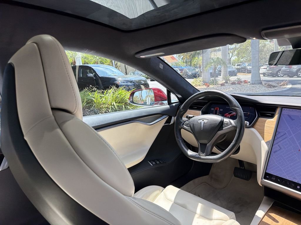 Used 2019 Tesla Model S Long Range image 17