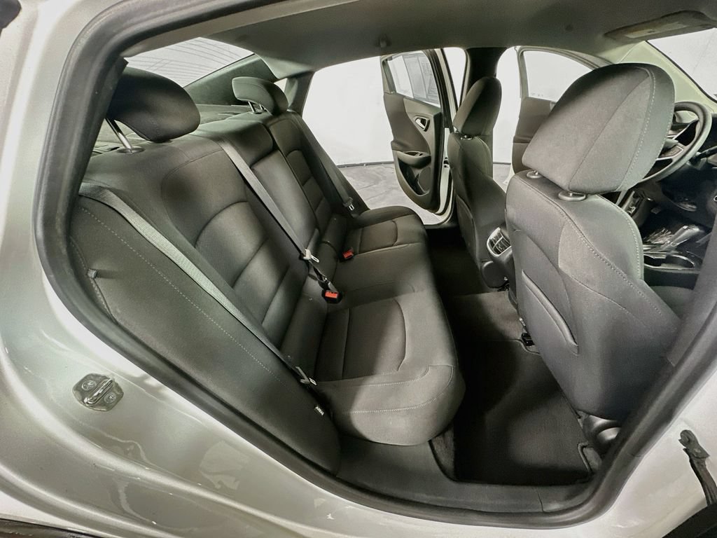 Used 2020 Chevrolet Malibu LT FWD image 11