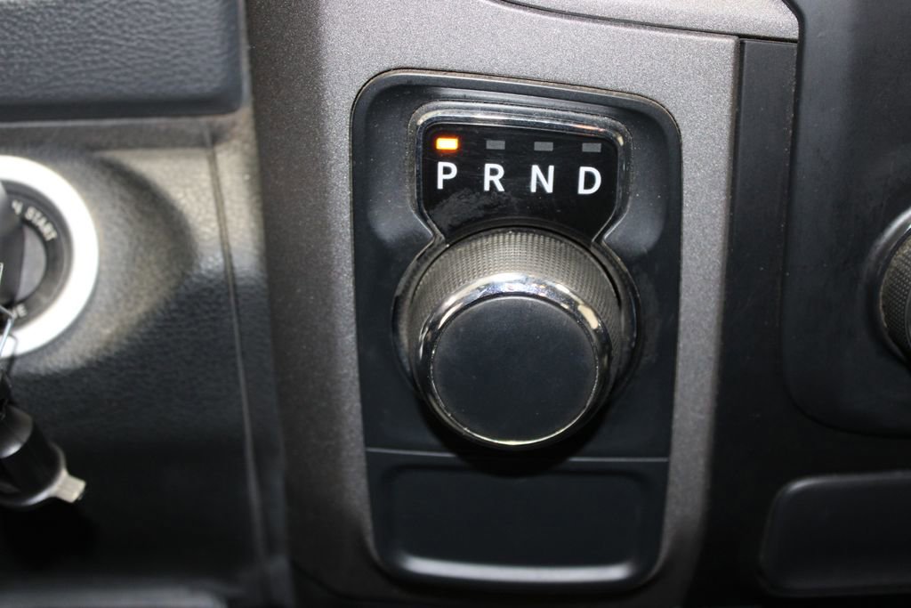 Used 2015 RAM 1500 Express RWD image 44