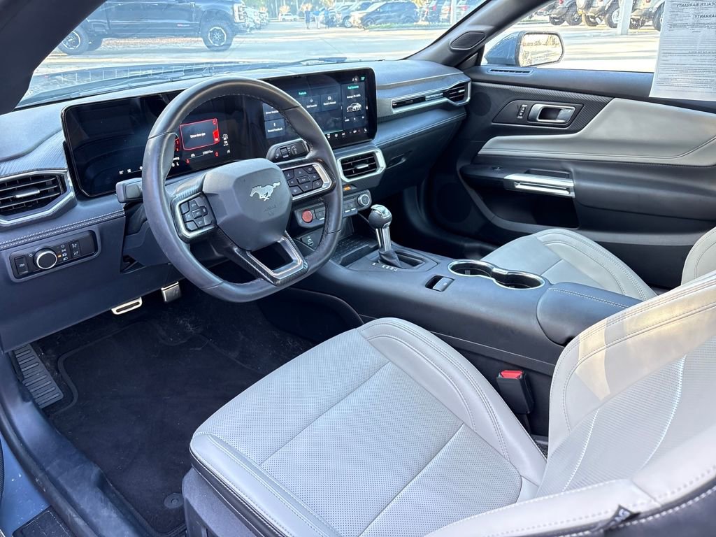 Used 2024 Ford Mustang Premium image 6