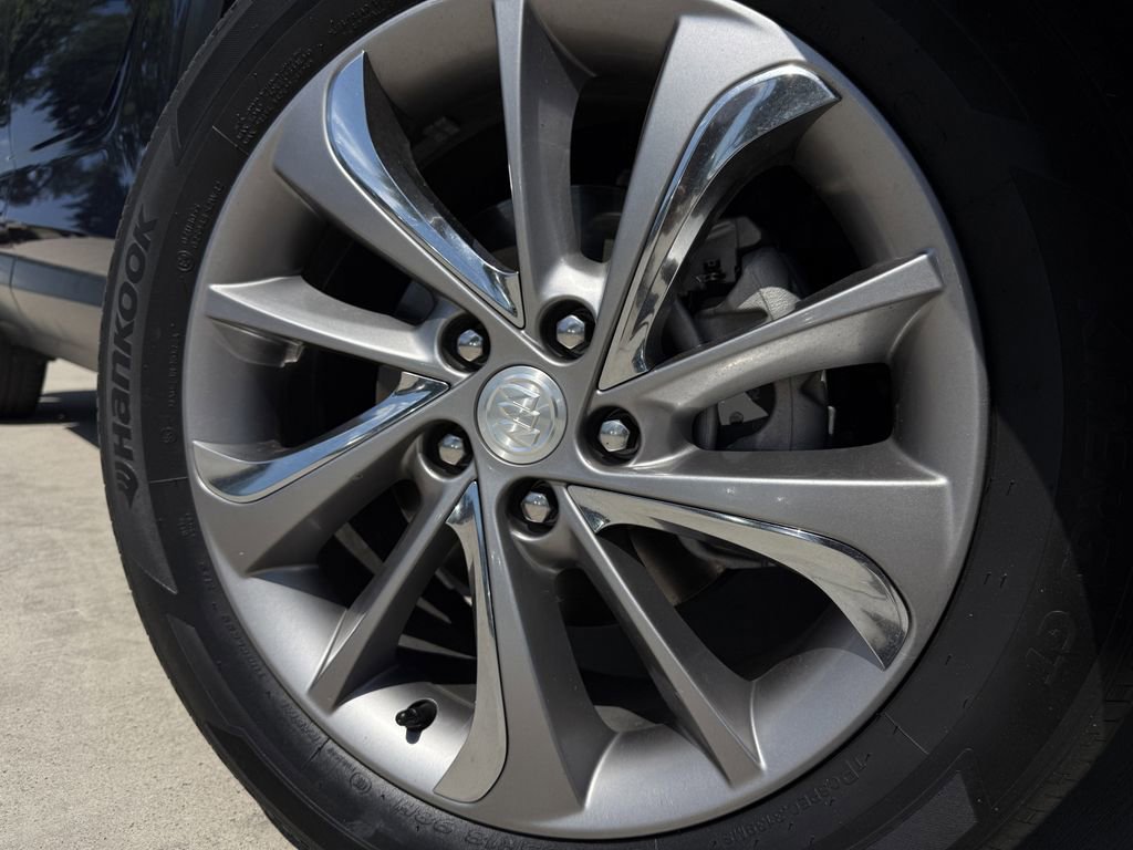 Used 2023 Buick Encore GX Essence w/ Experience Buick Package FWD image 8