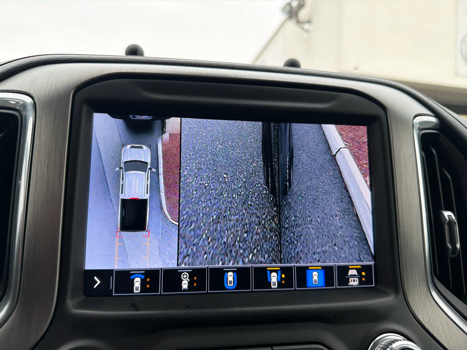 Used 2020 GMC Sierra 2500 Denali w/ Denali Ultimate Package image 49