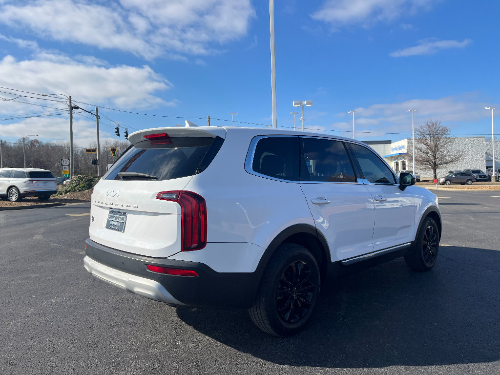 Used 2022 Kia Telluride LX image 7