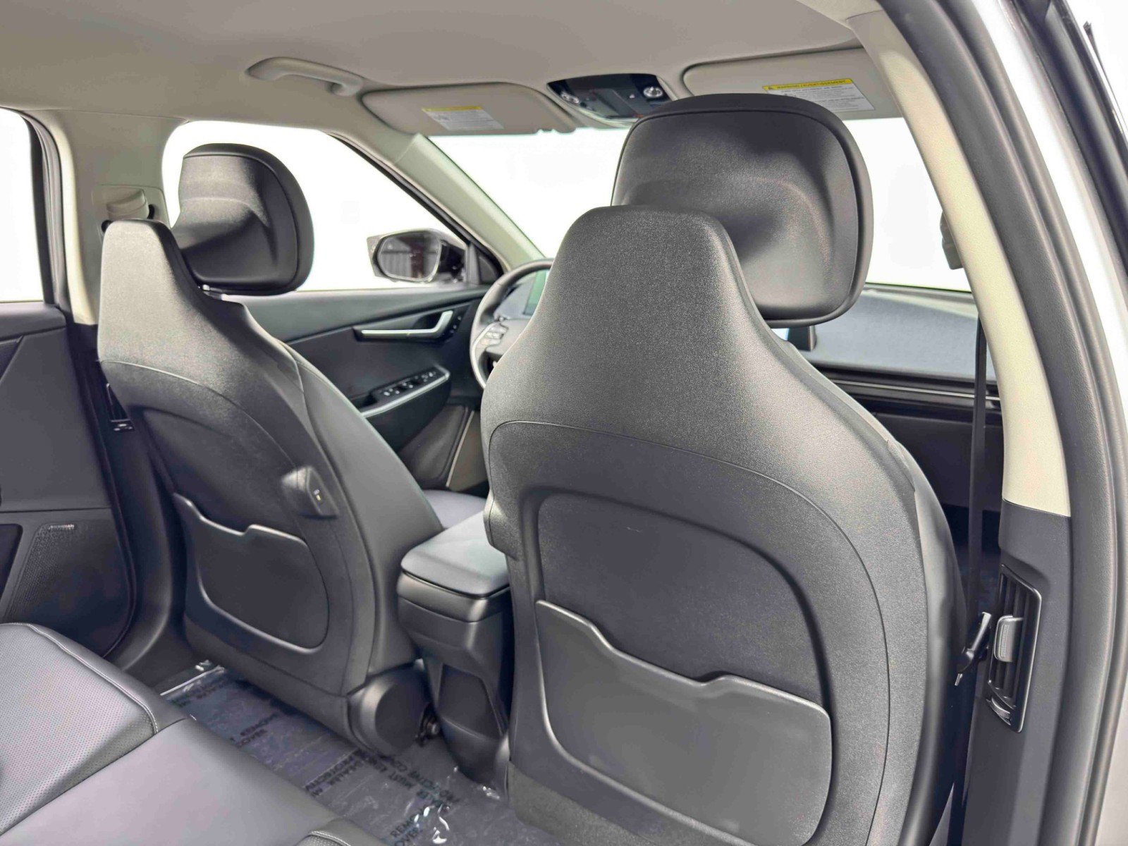 Used 2023 Kia EV6 Wind w/ Wind Technology Package AWD/4WD image 33