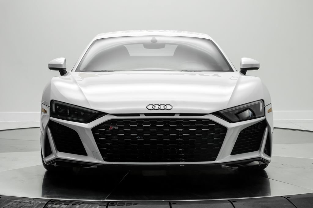 Used 2021 Audi R8 V10 RWD image 4