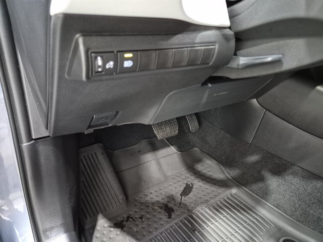 Used 2025 Toyota Corolla SE FWD image 29