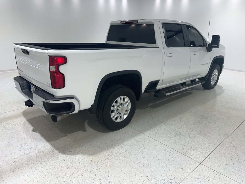Used 2024 Chevrolet Silverado 2500 LT AWD/4WD image 5
