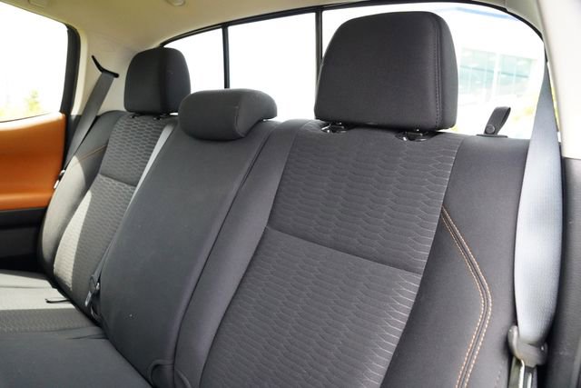 Used 2019 Toyota Tacoma SR5 RWD image 21