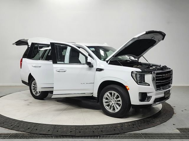 Used 2024 GMC Yukon SLT RWD image 9