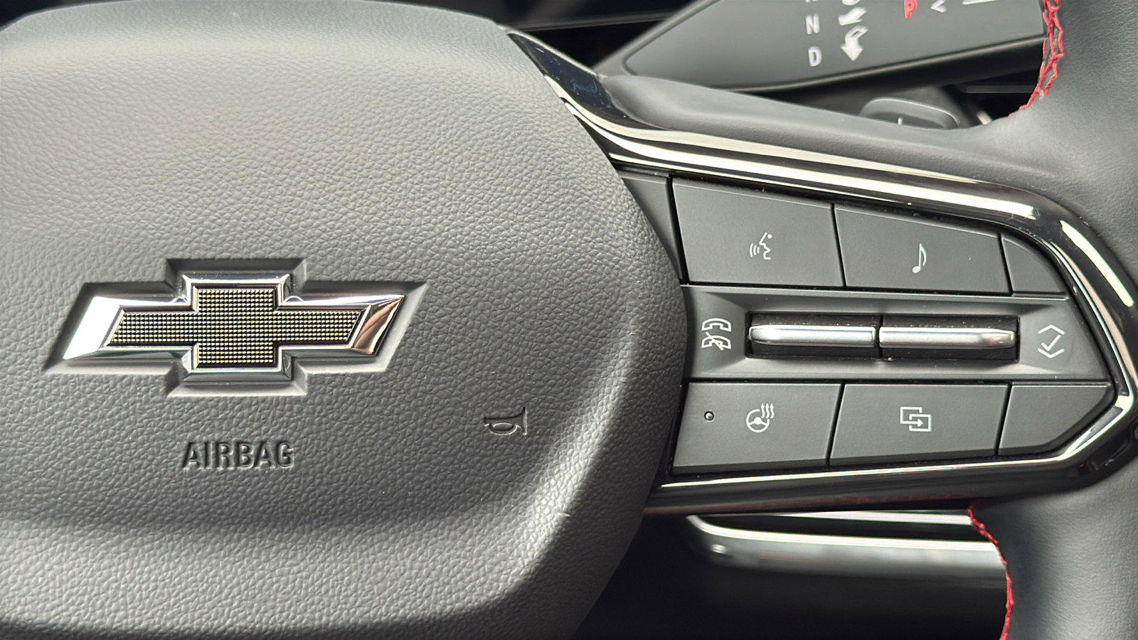 Used 2025 Chevrolet Equinox RS w/ Safety and Technology Package AWD/4WD image 22