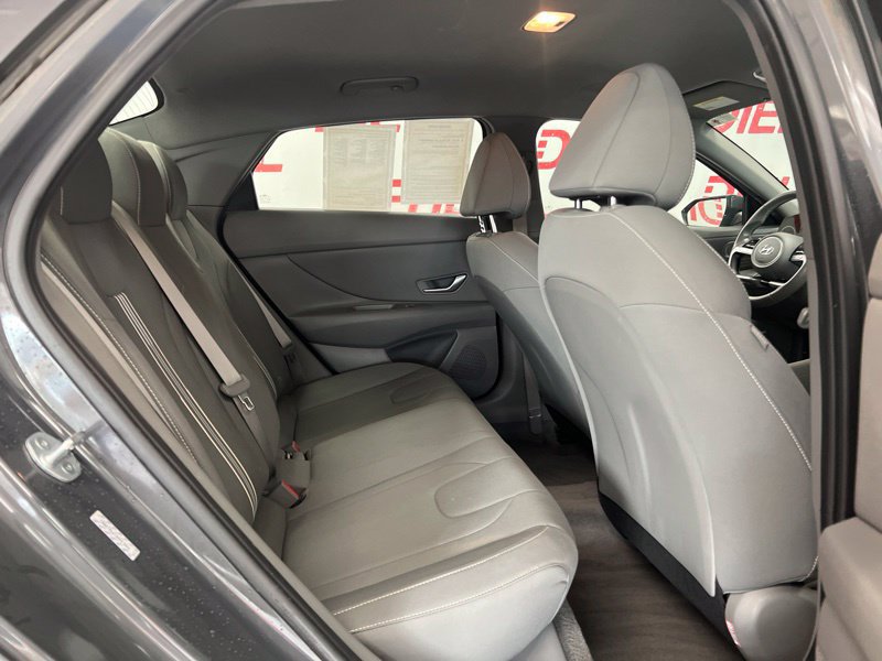 Used 2023 Hyundai Elantra SEL w/ Convenience Package FWD image 10