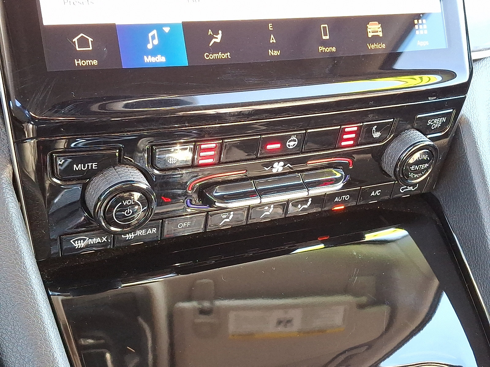 Used 2021 Jeep Grand Cherokee L Limited image 16