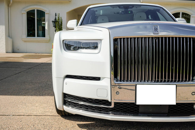 Used 2020 Rolls-Royce Phantom Sedan RWD image 64