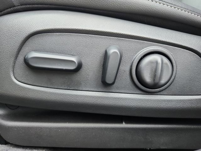 Certified 2025 Chevrolet Trax ACTIV image 22