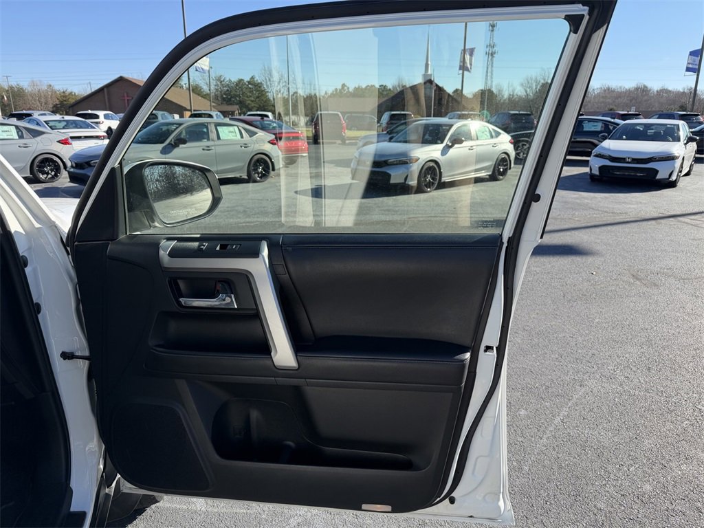 Used 2023 Toyota 4Runner SR5 image 16